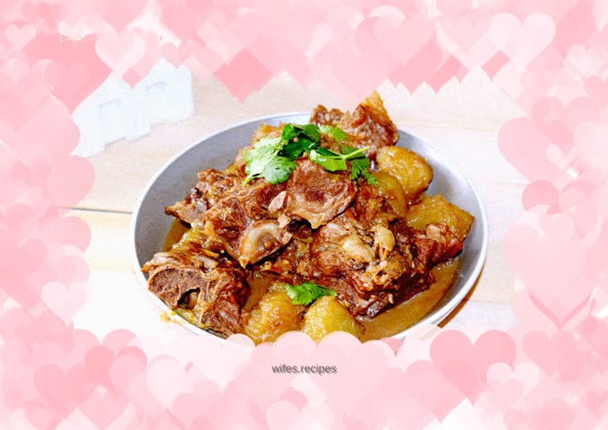 Pork Ribs with Braised Scallions and Potatoes