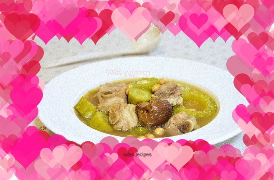 Bitter Melon, Pork Ribs and Soybean Soup