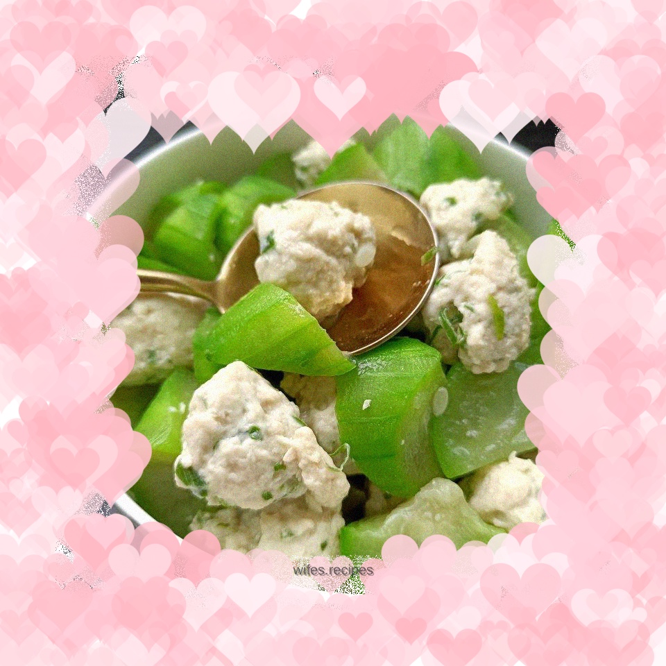 Prepared chicken meatballs