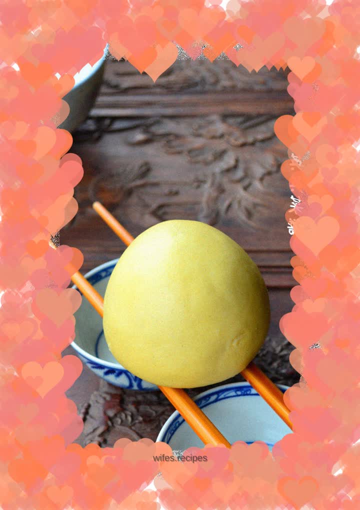 Handmade cornmeal steamed buns