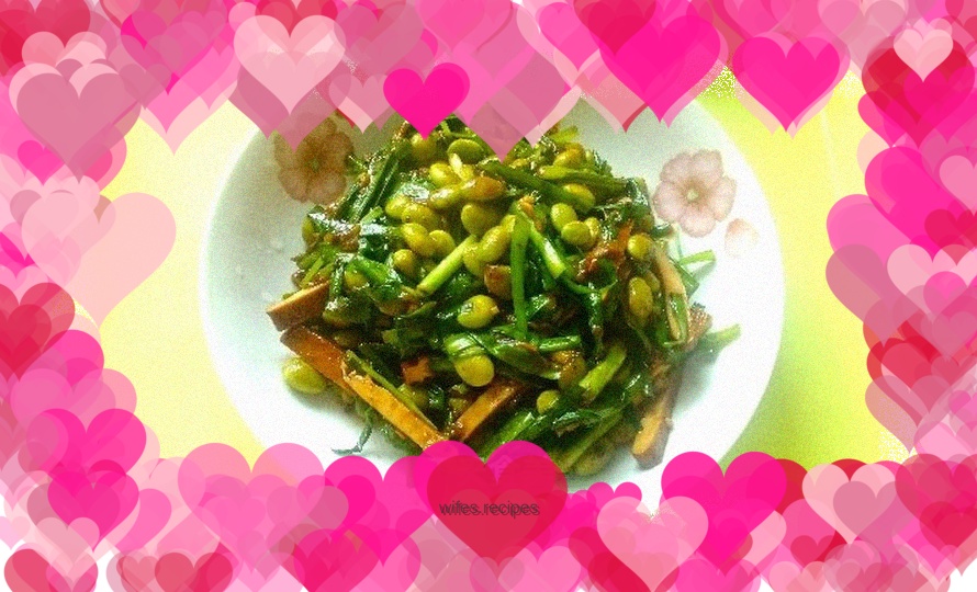 Stir-fried dried tofu with leeks and edamame