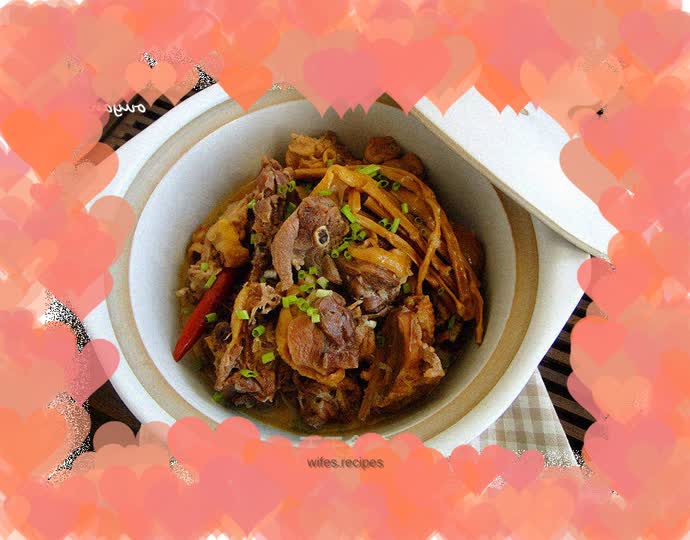 Braised chicken with dried bamboo shoots