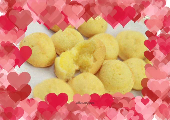 French Chicken Cake - a simple, easy-to-make, fragrant little pastry