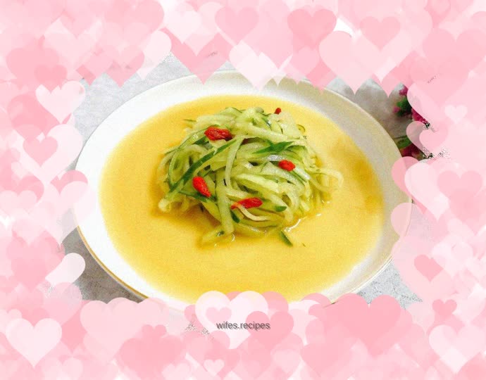 Cold wolfberry cucumber shreds