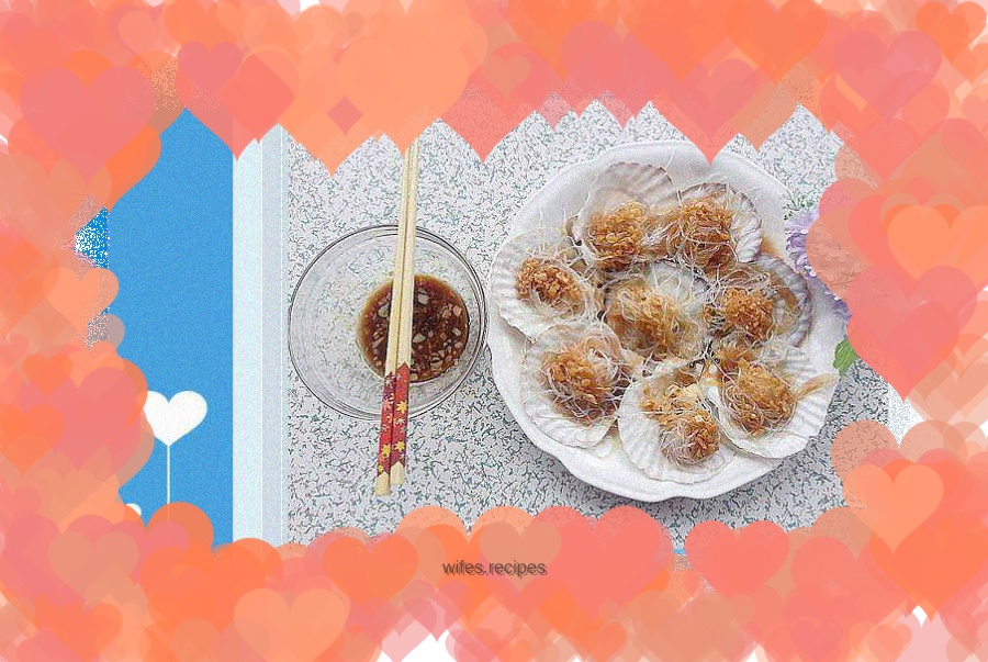 Steamed scallops with garlic vermicelli