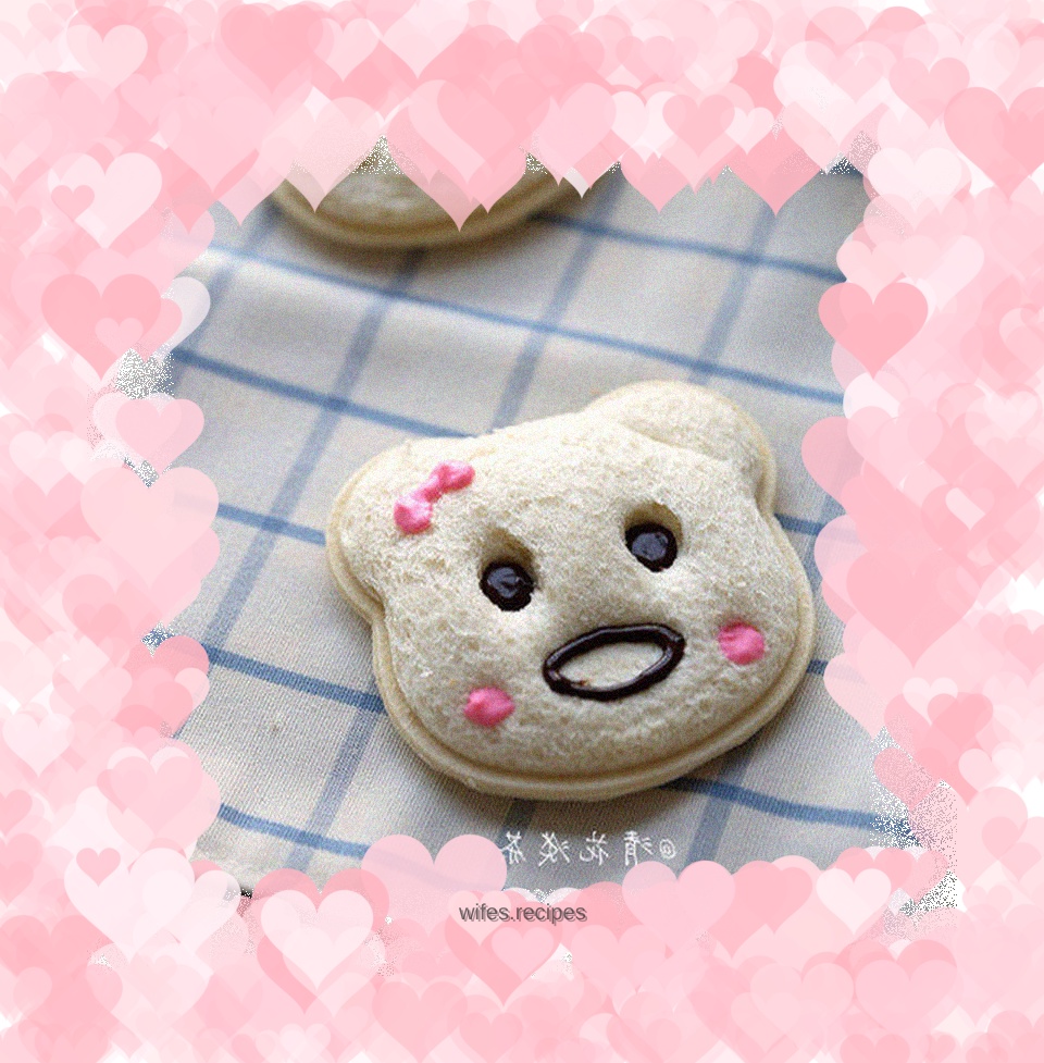 Super cute little bear pocket sandwich