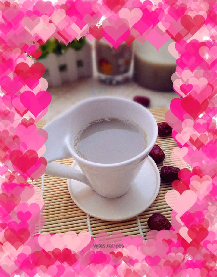 Red dates and black soy milk