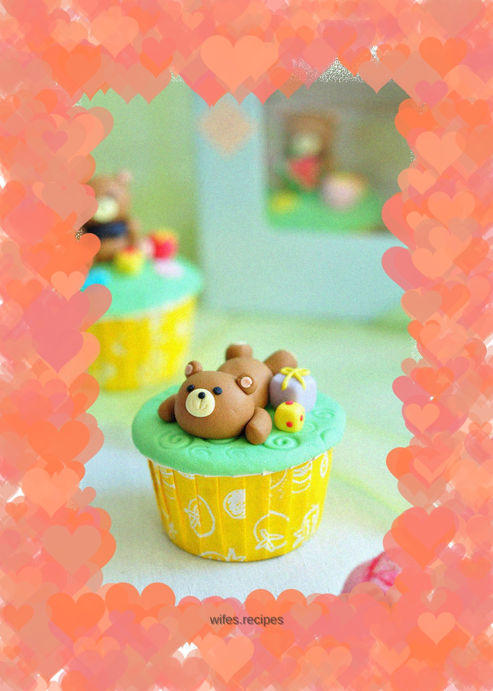 Fondant Bear Cupcakes