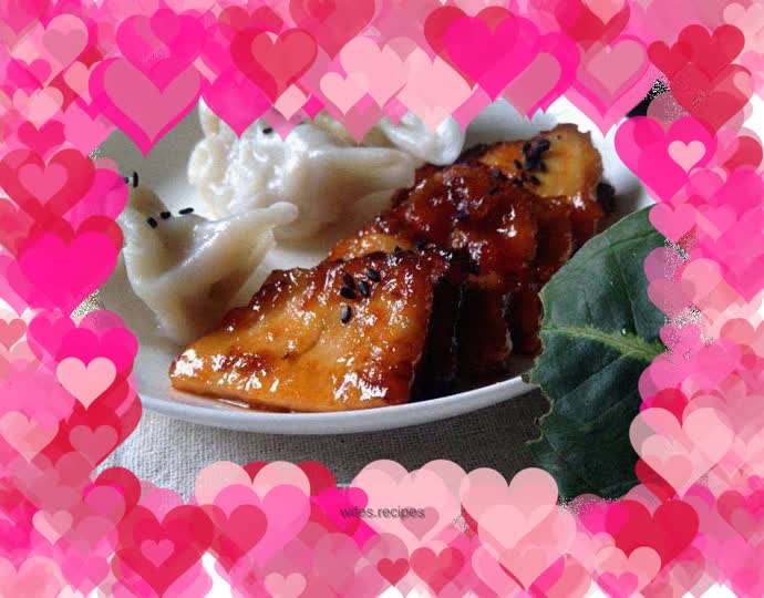 Chicken Breast Wrapped in Tomato Sauce