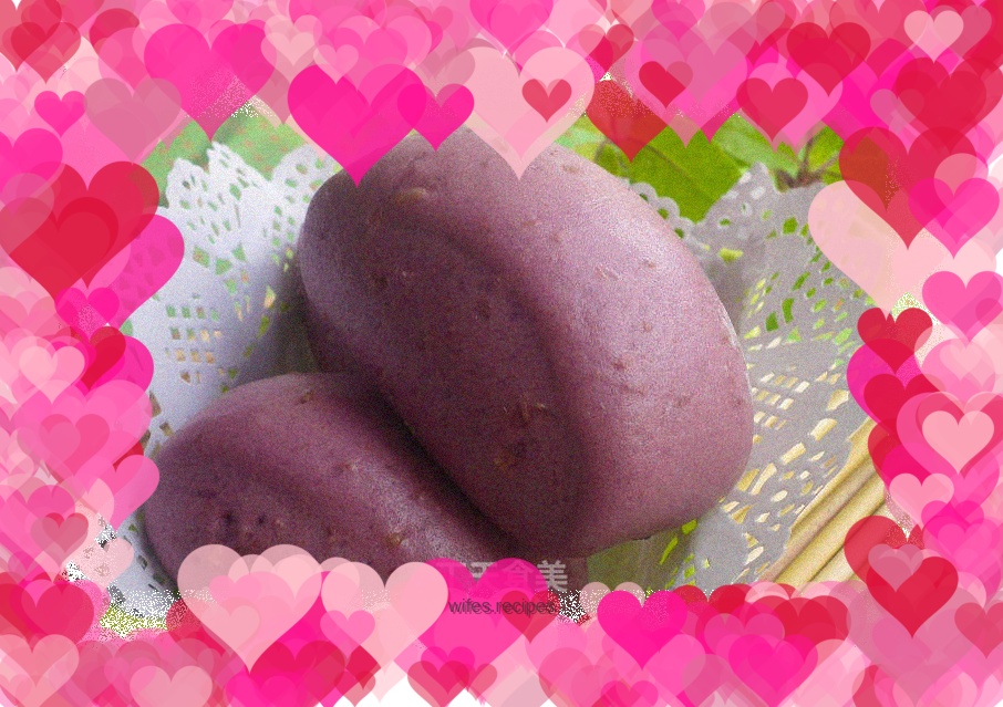 Purple sweet potato whole wheat steamed buns