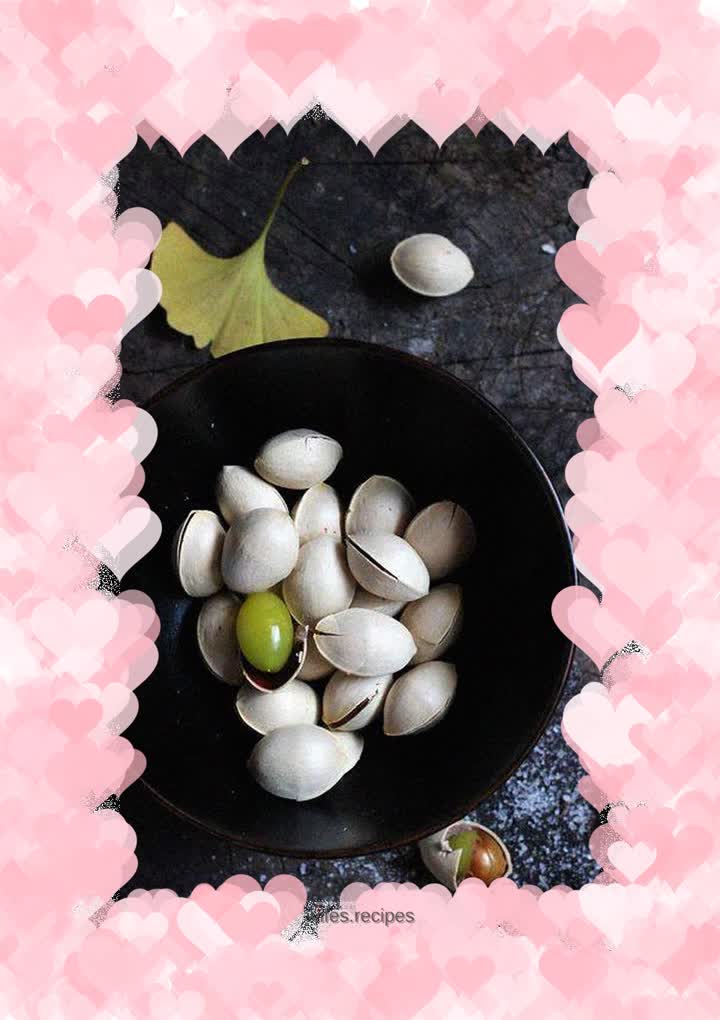 Soft, waxy and fragrant---salt-roasted ginkgo