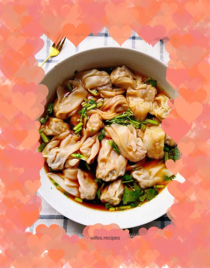 Sour soup wontons