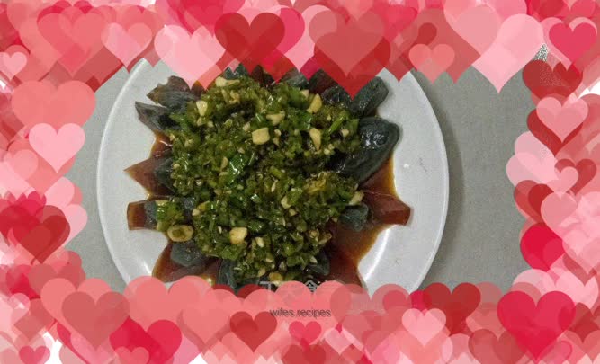 Spicy Pepper Preserved Egg