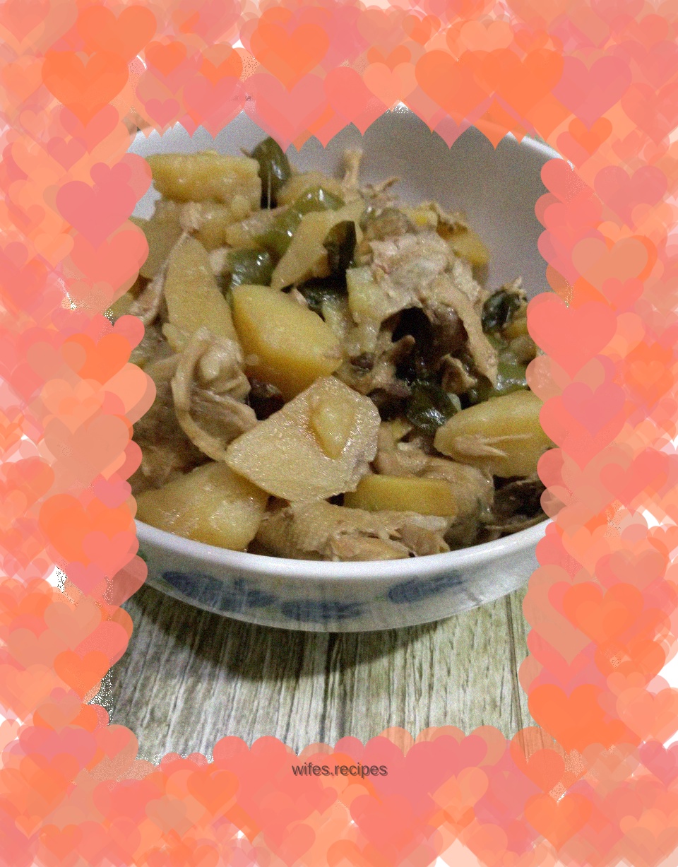 Braised Chicken Nuggets with Green Peppers and Potatoes "Rice Cooker Version"