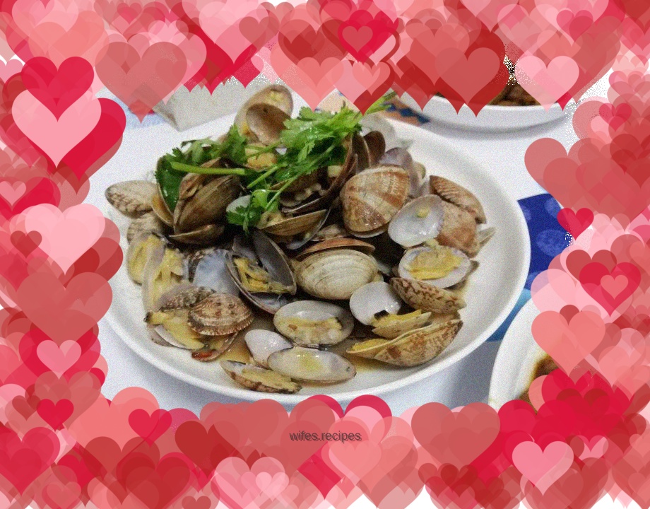 Stir-fried scallops with garlic