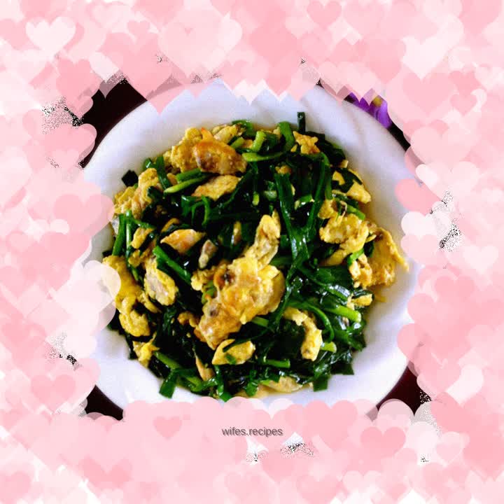 Fried clams, eggs and leeks