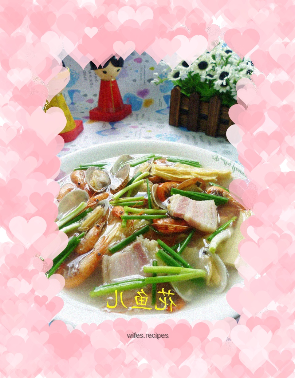 River shrimp, clams, bacon and bean curd soup