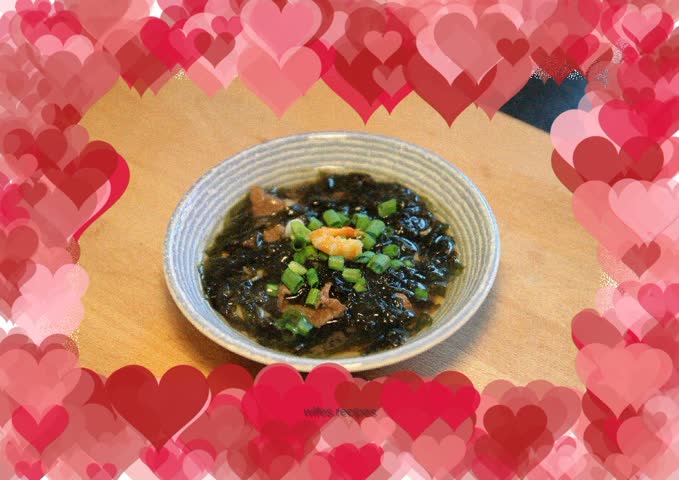 Private Kitchen--[Dried Shrimp, Beef and Seaweed Soup]