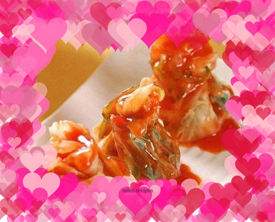 Vegetable Buns with Red Fruit and Tomato Sauce