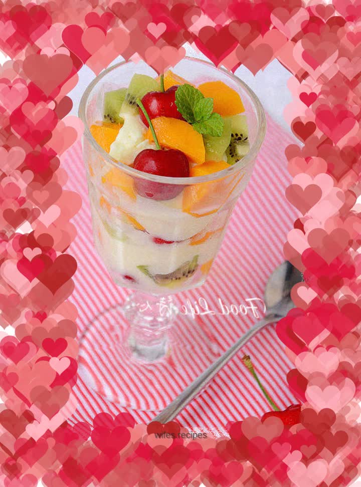 【Fresh Fruit Vanilla Ice Cream】