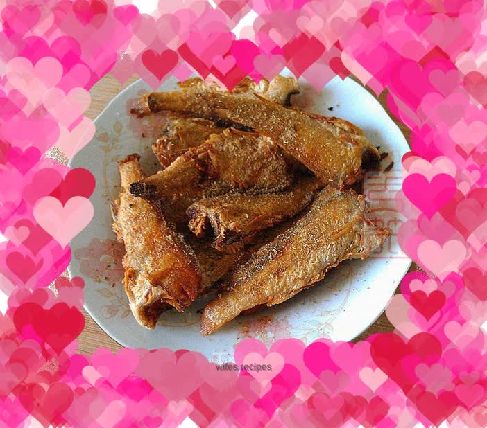 Pan-fried yellow croaker