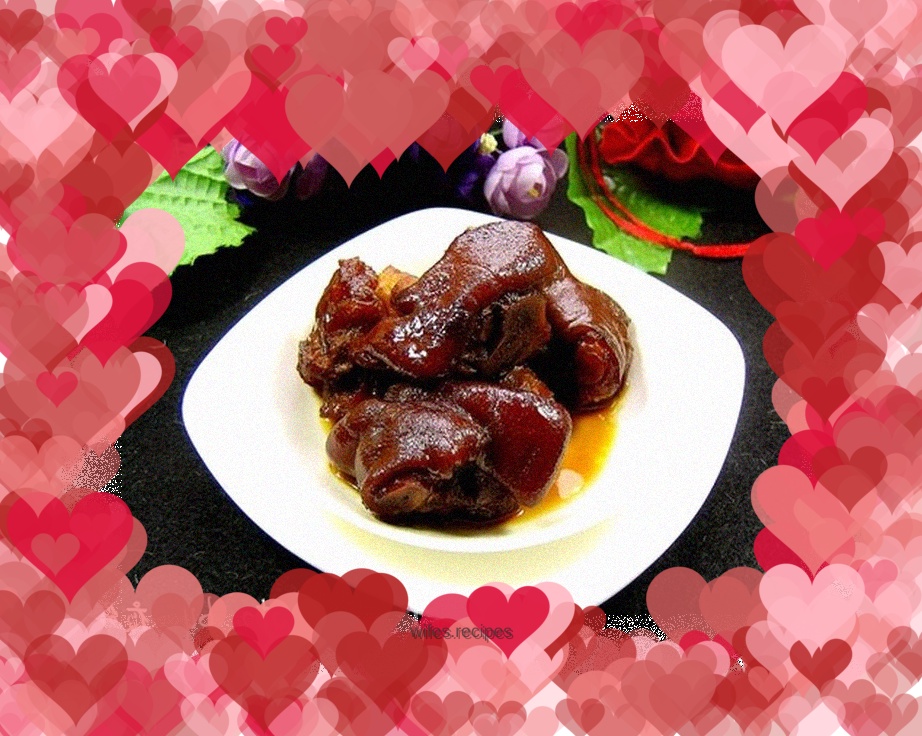 Spicy Braised Pork Trotters