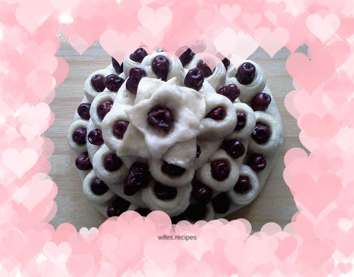 Date flower cake
