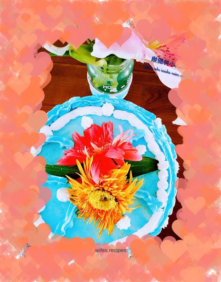 Blue sky and white clouds birthday cake