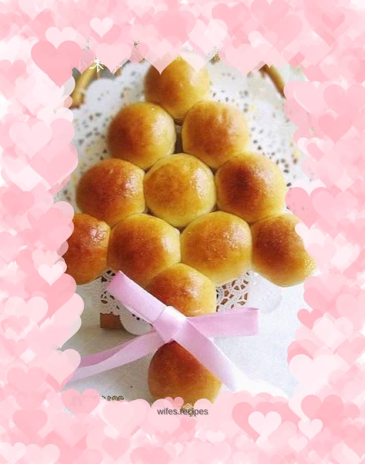 Christmas tree bread