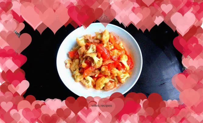 Cauliflower Stir-fried Pork