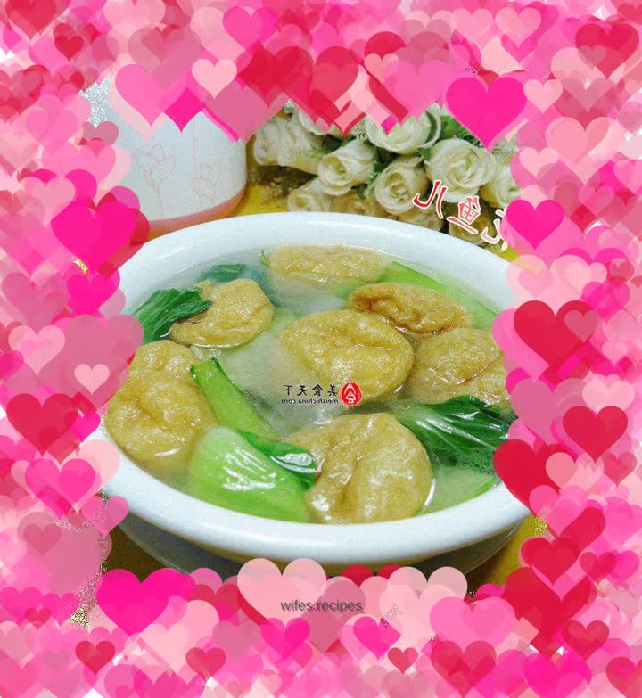 Oil, gluten, green vegetables and winter melon soup