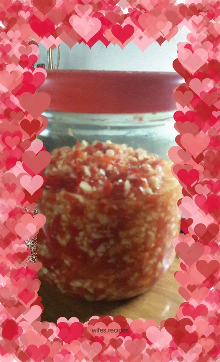 Minced pepper and garlic paste