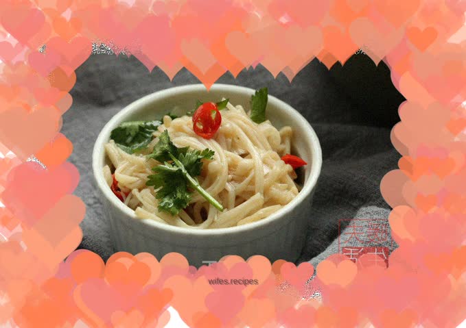 Cold Enoki Mushrooms