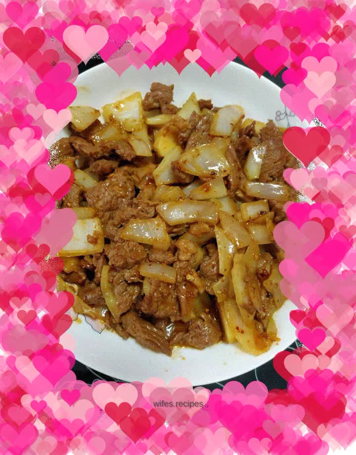 Stir-fried beef with onions