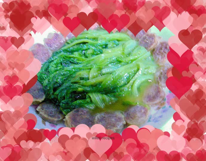 Lazy person’s quick dish---fried sausage and lettuce