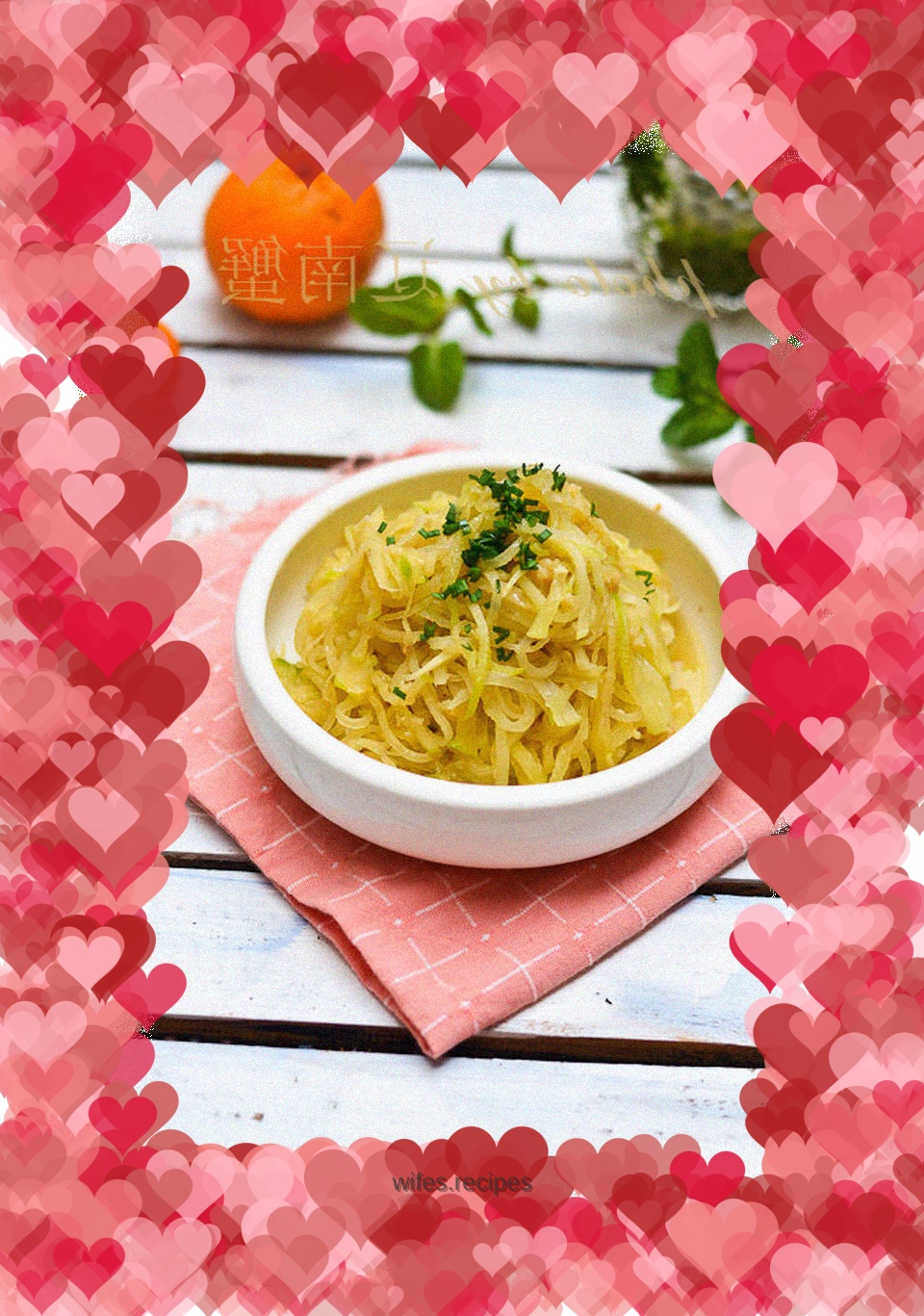 Shredded white radish with garlic paste