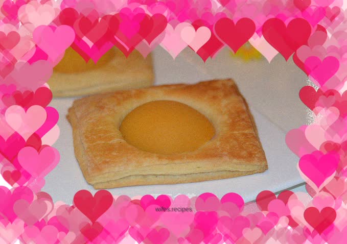 Yellow peach croissant