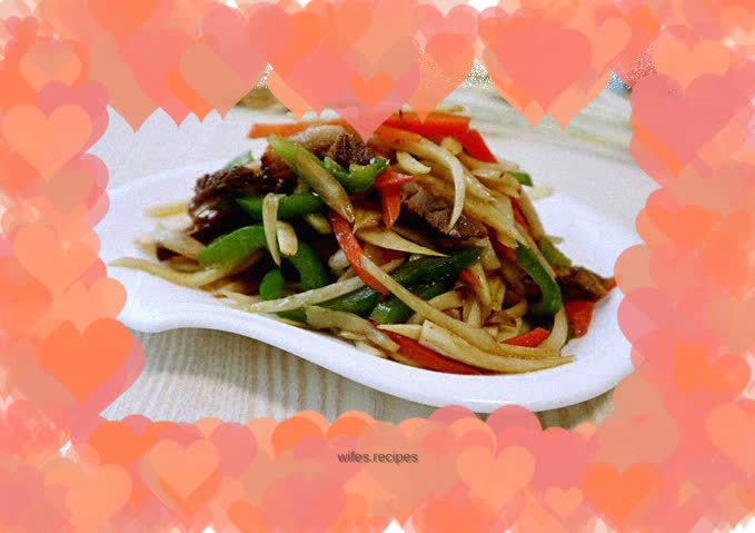 Stir-fried shredded pork with wild rice and green pepper