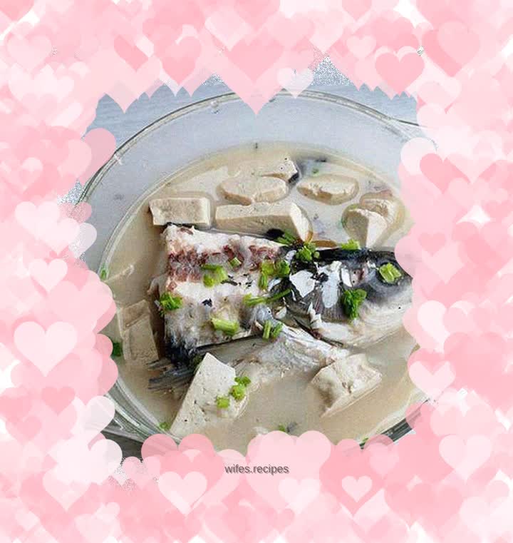 Fish head stewed with tofu