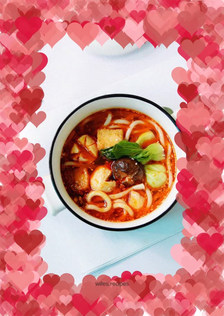 Fish Ball Udon Noodles in Sour Soup