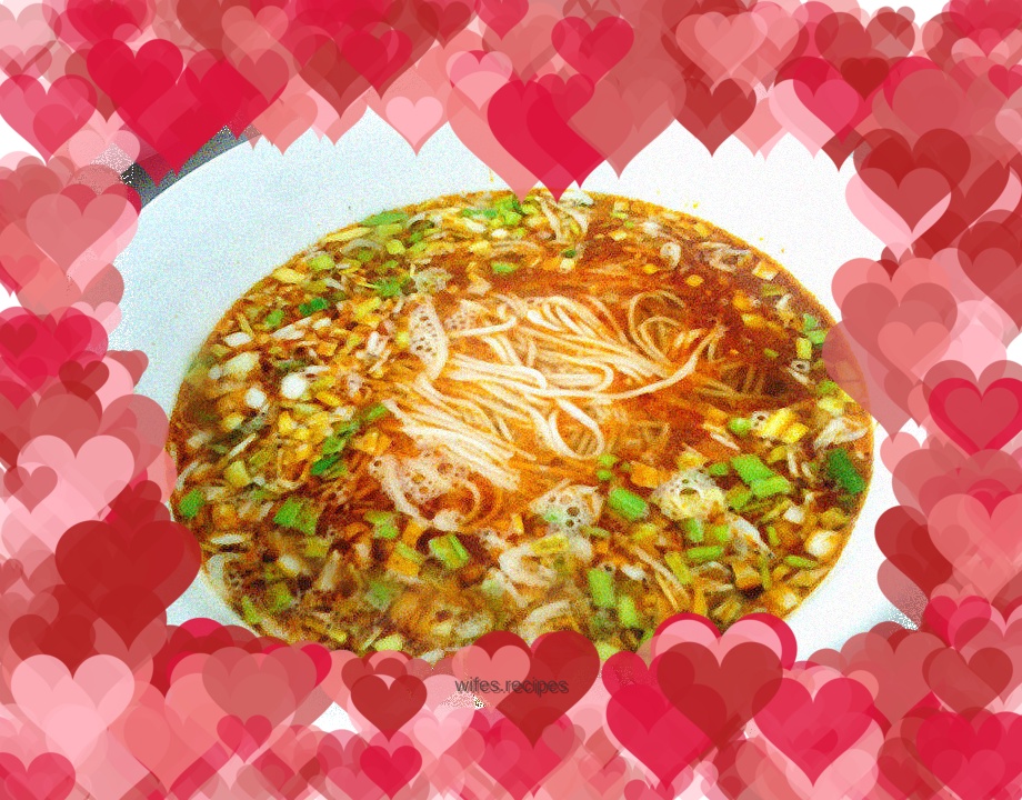 Spicy sour noodle soup