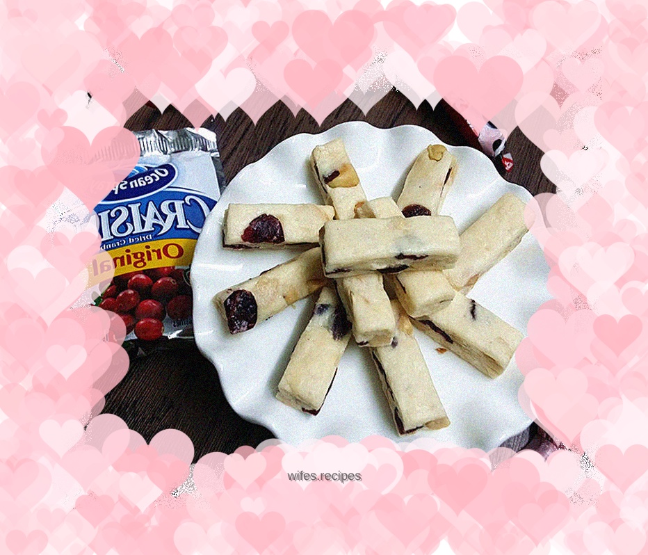 Coconut Flour Cranberry Nougat