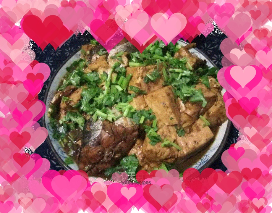 Braised mackerel with soy sauce and tofu