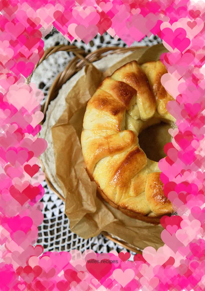 Japanese-style condensed milk bread with a soft and creamy texture