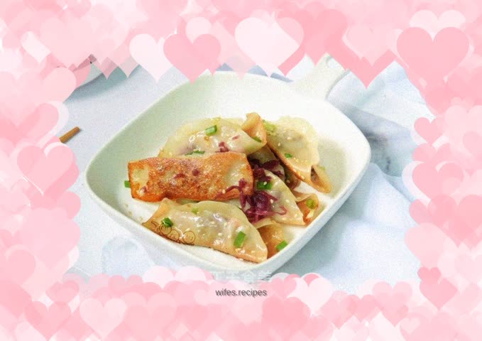 Broccoli and meat pot stickers