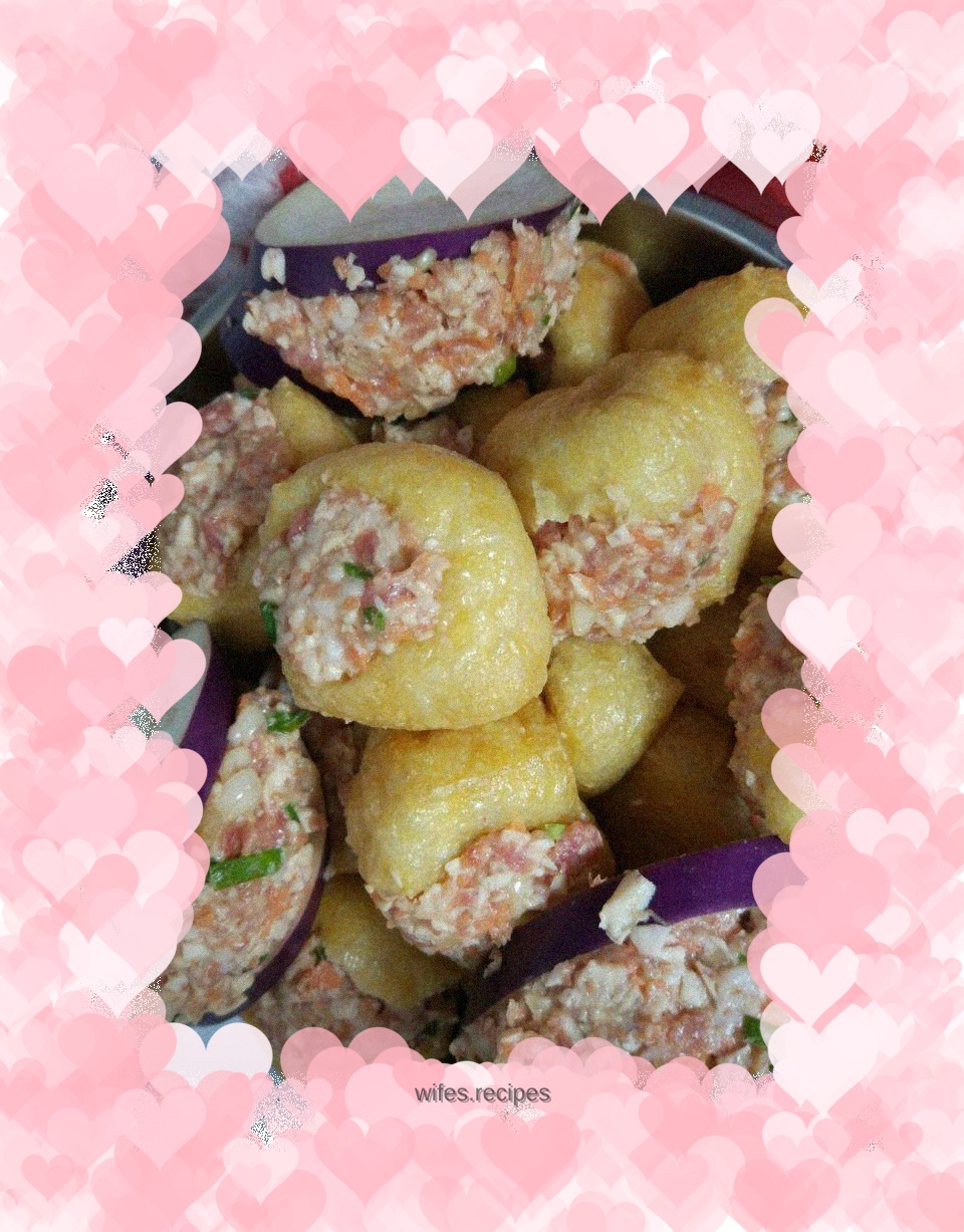 Taro stuffed with tofu