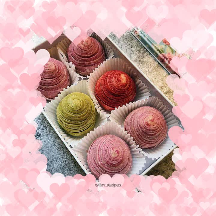 Colorful Spiral Crispy Egg Yolk Crispy