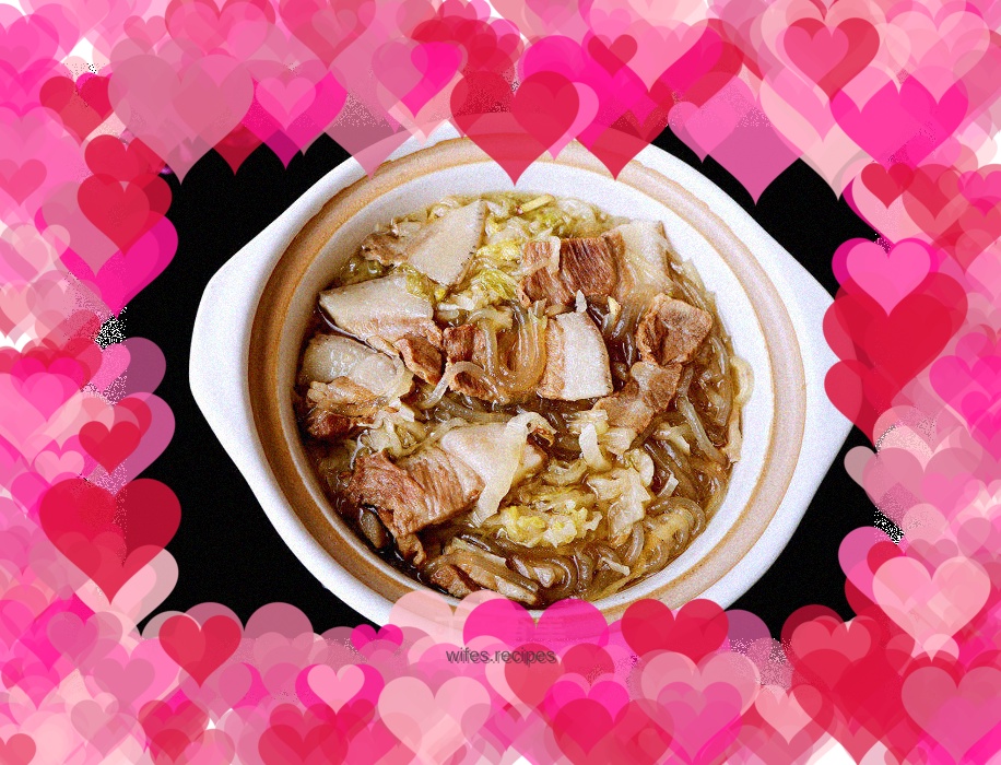 【Northeast】Sauerkraut and Vermicelli Stewed with White Pork