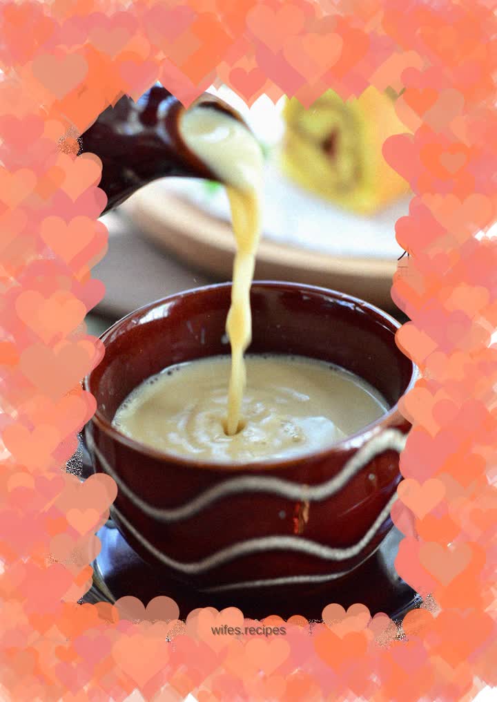 Holding the fragrant [Homemade Fragrant and Silky Milk Tea] in your hands, the warmth slowly flows into your whole body with your fingers