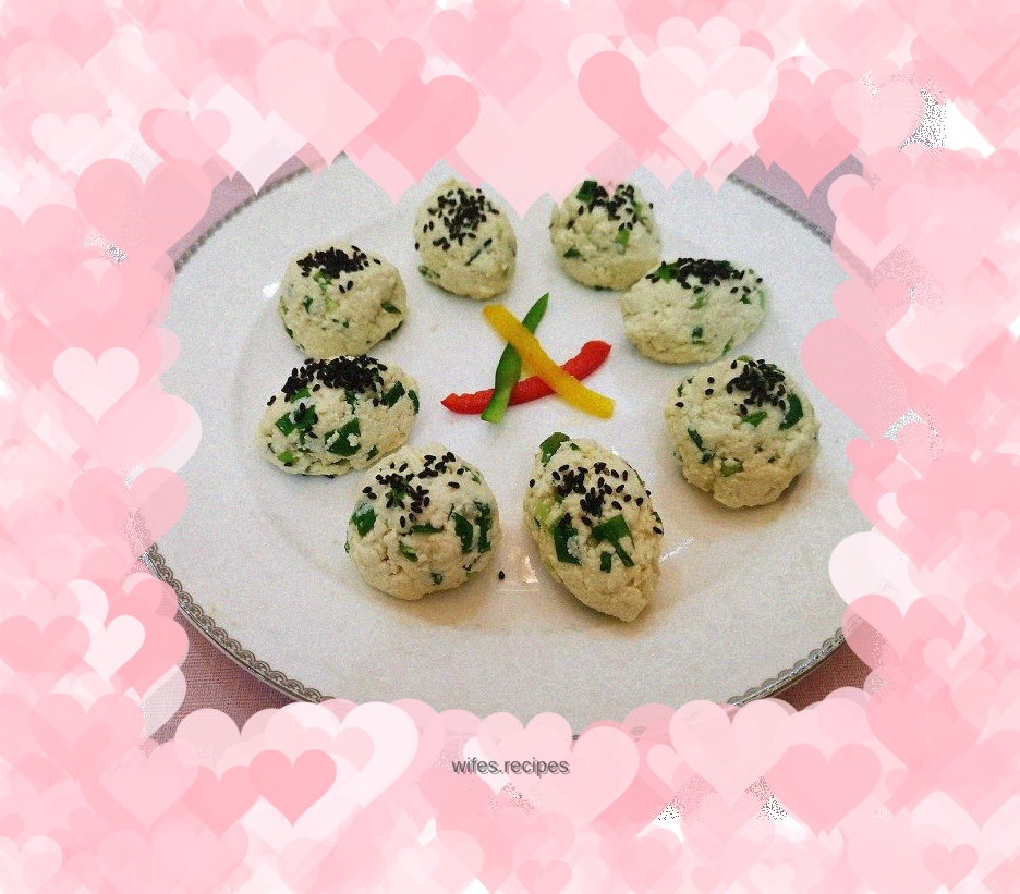 Tofu mixed with green onions